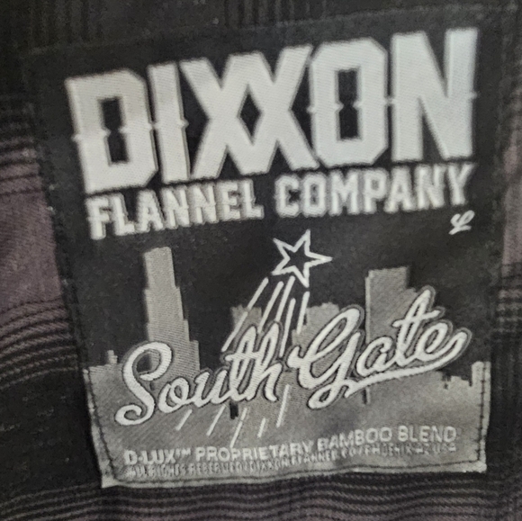 Dixxon "South Gate" men's short-sleeve button-down flannel print large - Picture 6 of 8